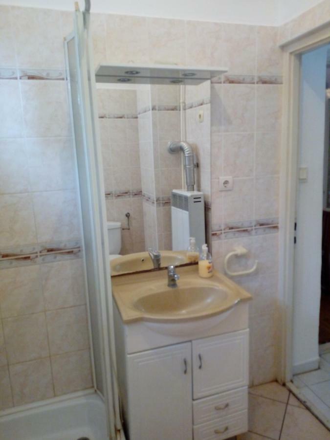 Abadi Karmazsin Haz Villa Abadszalok Ngoại thất bức ảnh